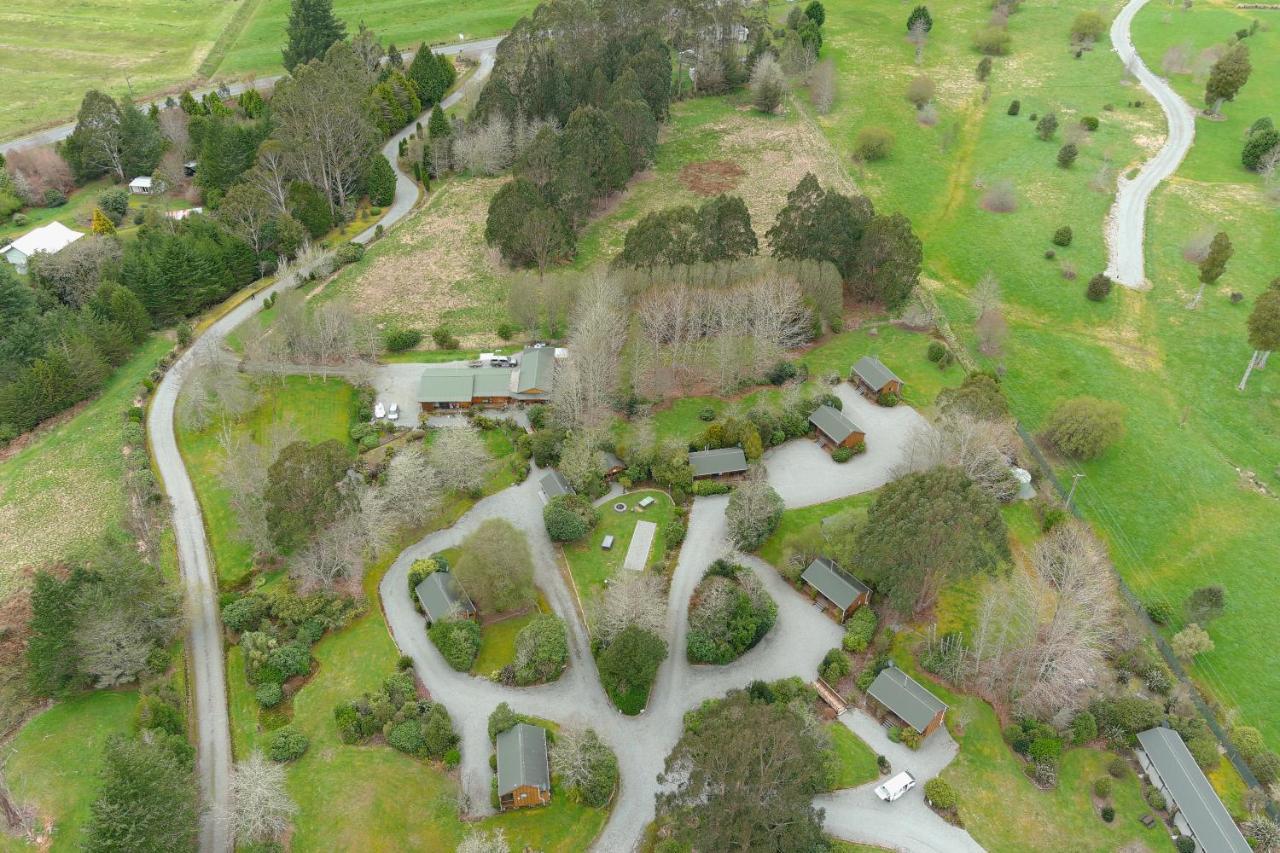 Lake Brunner Country Motel & Holiday Park Moana Buitenkant foto